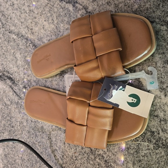 Universal Thread Brown Woven Slides "Mara" - Picture 2 of 3